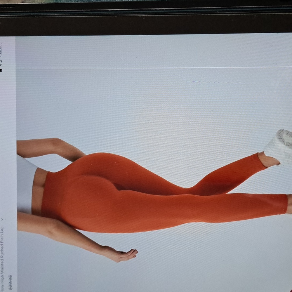 HALARA High-Waisted Seamless Leggings in Rust Orange